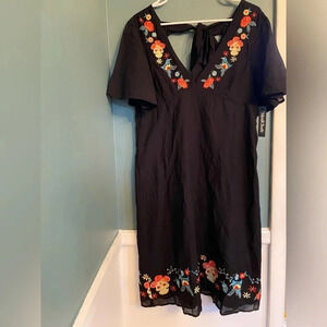 ModCloth NWT dress - black - embroidered - size 8 - cotton blend